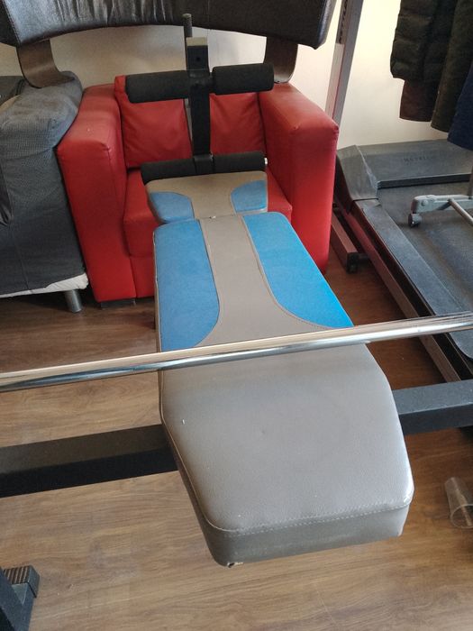 Комбинирана Лежанка с лост и тежести