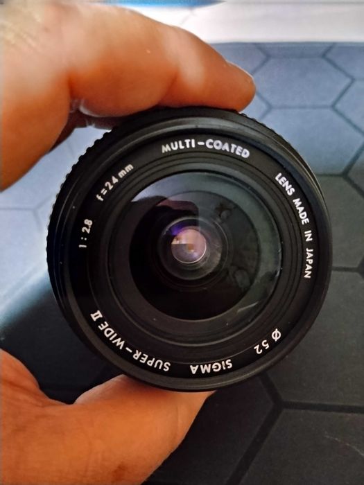 Объектив для Nikon 24 mm Sigma