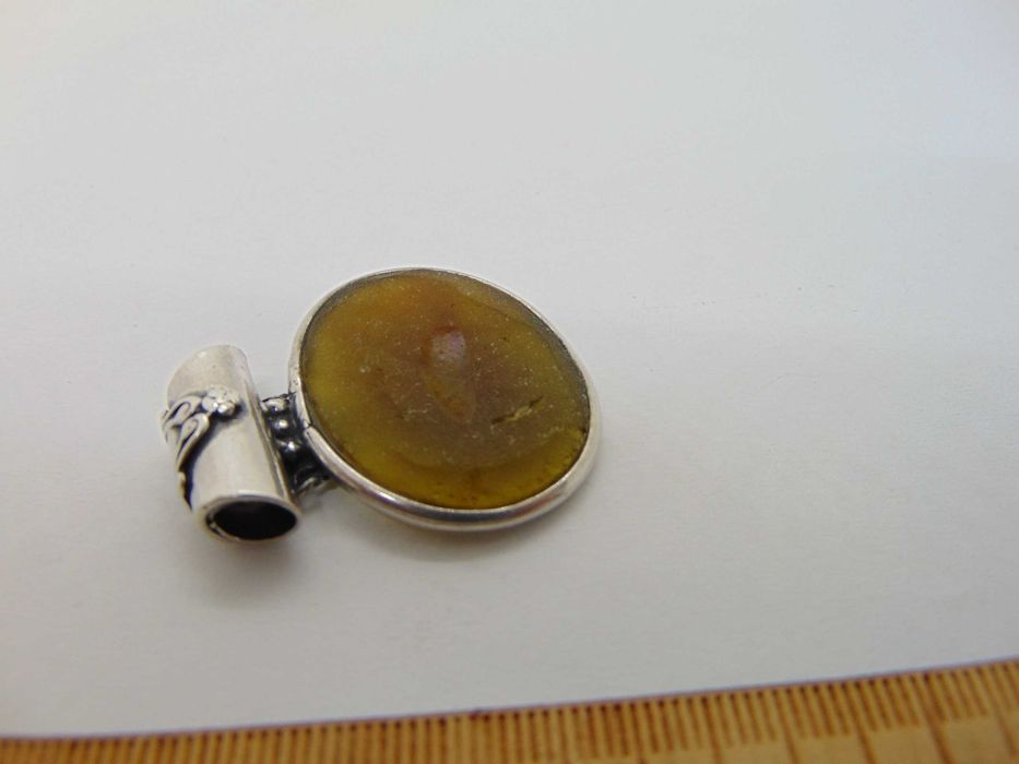 Pandantiv din argint si sticla de mare