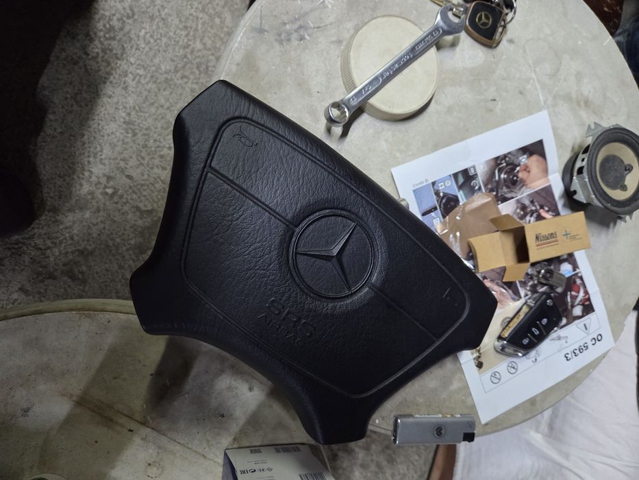 Чисто нов волан Mercedes w124/w202/w140