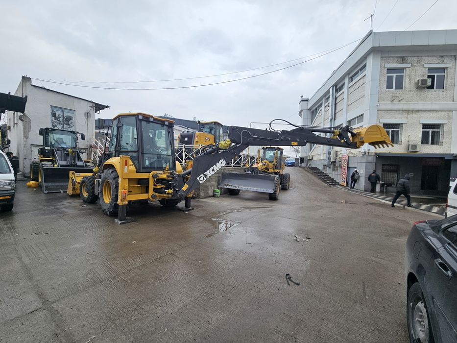 Экскаватор погрузчик xcmg xc870hk