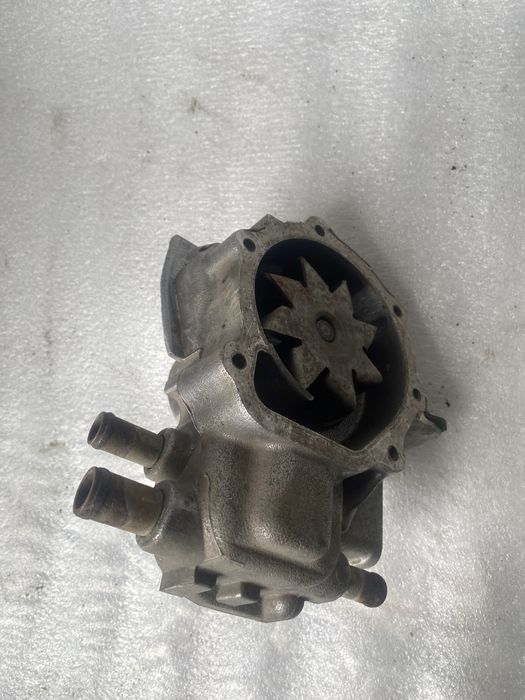 Помпа Subaru ej255