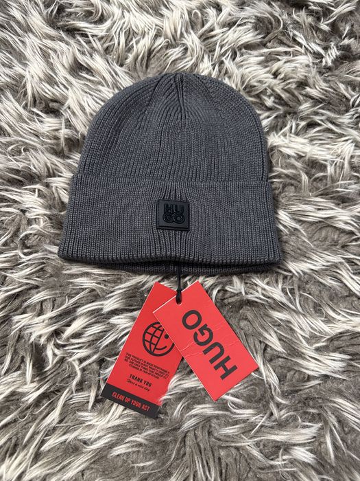 Caciula Hugo gri noua Premium