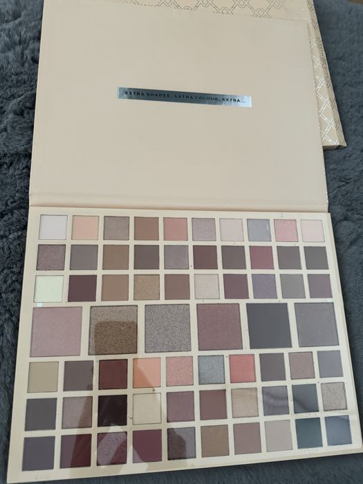 Палитра Revolution