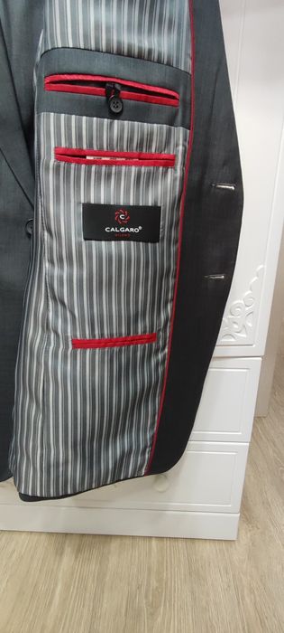 Продам мужской костюм