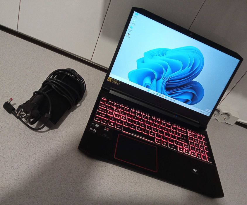 Laptop I7 RTX ULTRA GAMING SSD placa video dedicata NVIDIA 16gb ram