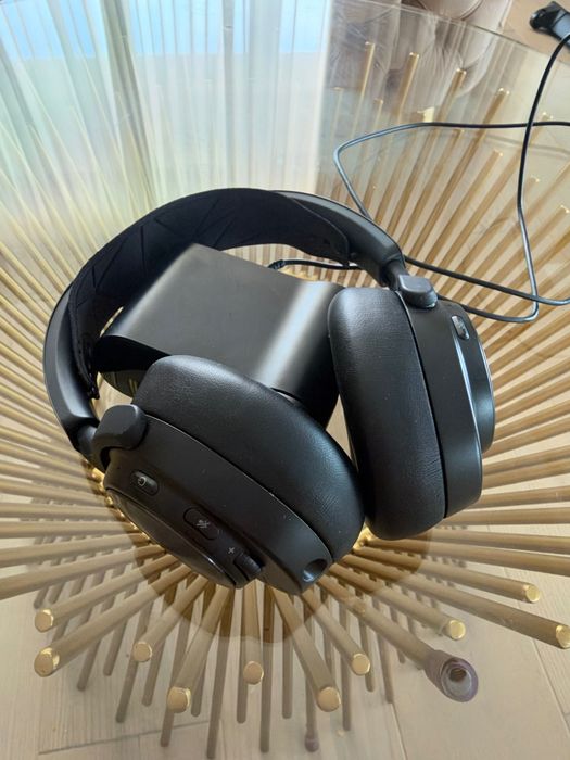 Casti Wireless Steelseries Artic Nova Pro