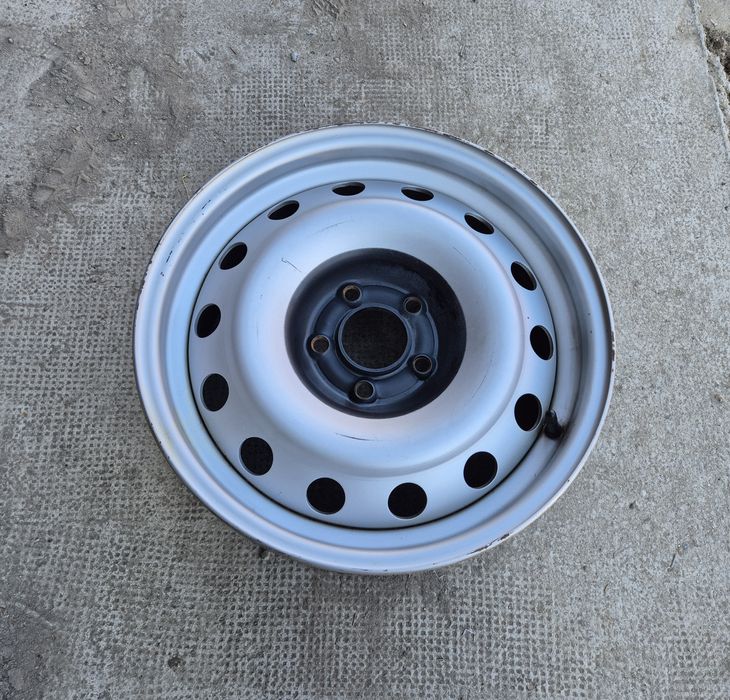 O jantă Citroën Jumper R16C - 7Jx16H2 ET42 distanța 5x108