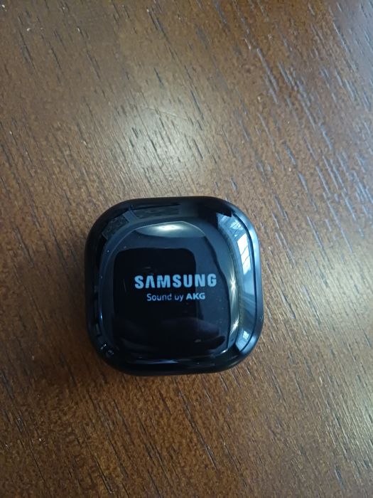 samsung galaxy buds live