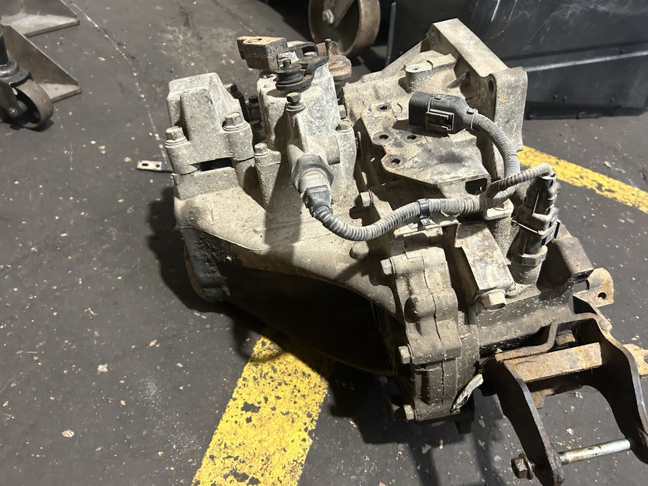 Cutie viteze kia ceed 1.4 benzina