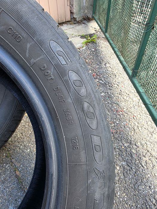 Anvelope vara 205/55R16 Good Year pret toate 4