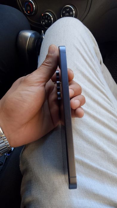 Самсунг телефон сатылады