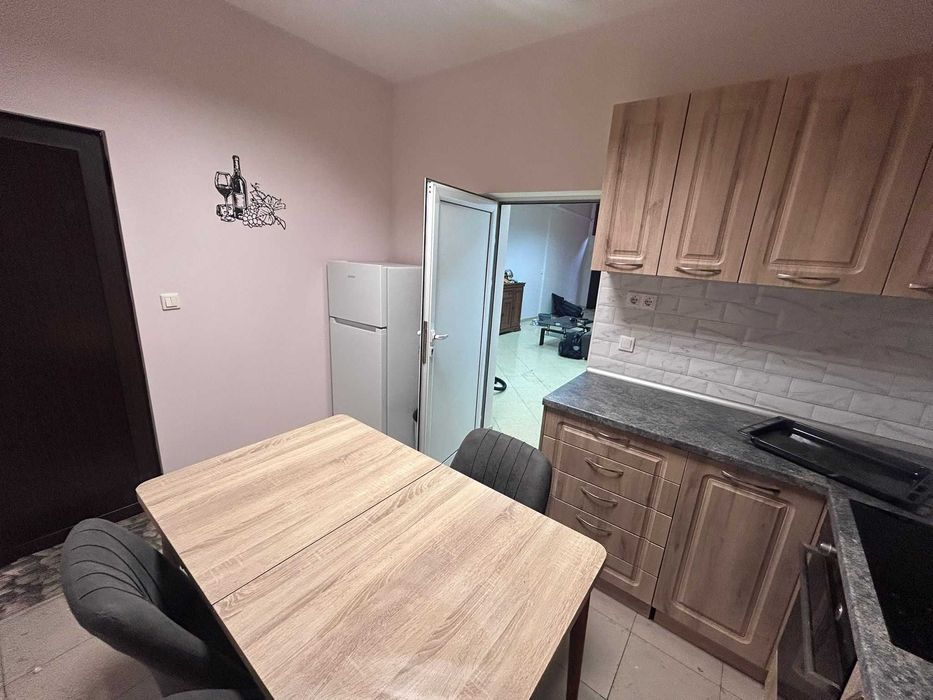 Дава се под наем Двустаен апартамент в София, Левски Г - 65 кв.м за 408 € - Снимка #3