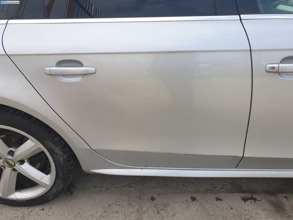 Usa Usi Portiera Portiere Dreapta Spate Dezechipata cu Imperfectiune Audi A4 B8 Berlina Sedan 2008 - 2015 Culoare LX7W [K2299]