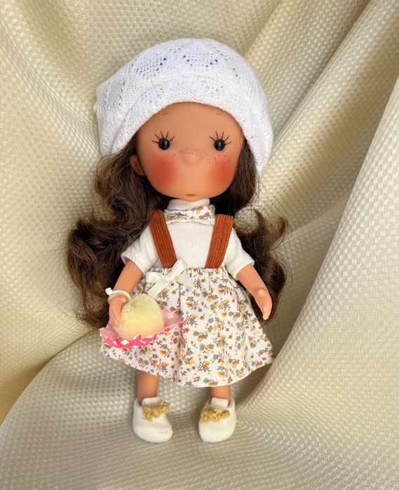 Кукла Llorens Мисс Мини Люси Мун, 26 см