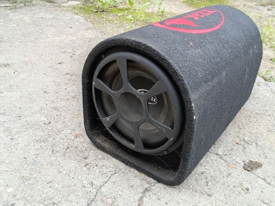 Продам сабвуфер б/у