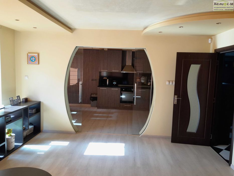 Продава се Тристаен апартамент в Монтана, Широк център - 120 кв.м за 1105 €/кв.м - Снимка #3