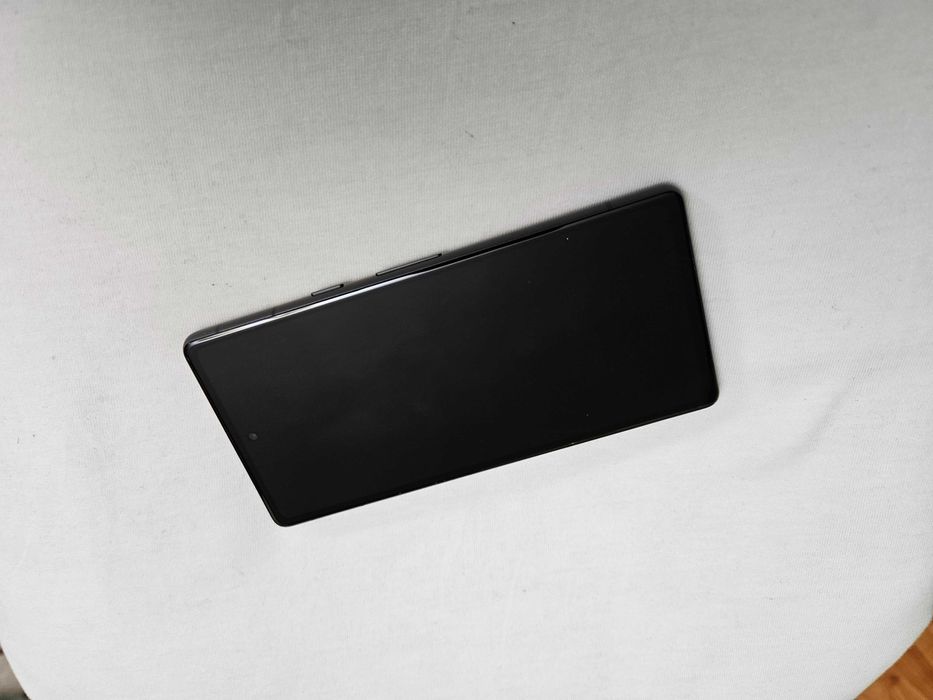 Google Pixel 7a de 128gb , liber dual folie display , impecabil 10/10