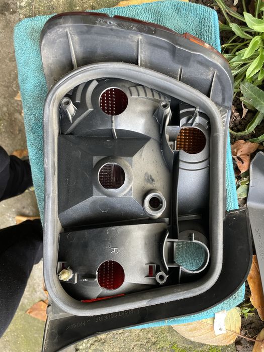 Стопове с нови платки за бмв е36 компакт