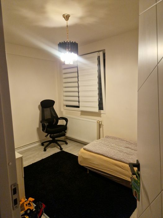 Apartament 4 camere cartier Tudor