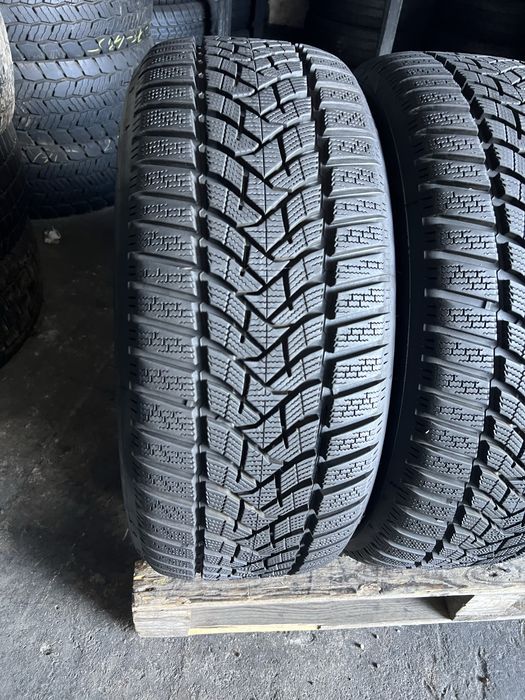 4 anvelope iarna 215/50/17 Dunlop app noi DOT 2025!