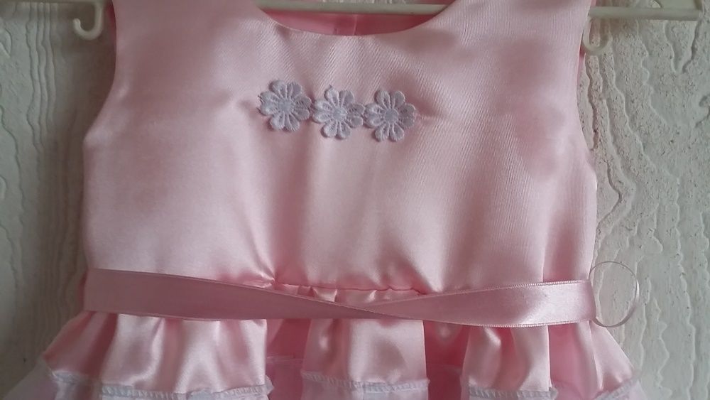 Детски официални роклички Нови, сатен и органза за момиèнца 2 - 4г.