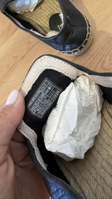 Espandrile UGG nr 37