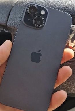vind/schimb Iphone 15 128 gb neverloked