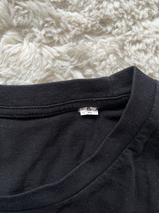 Черна Bare hands society тениска