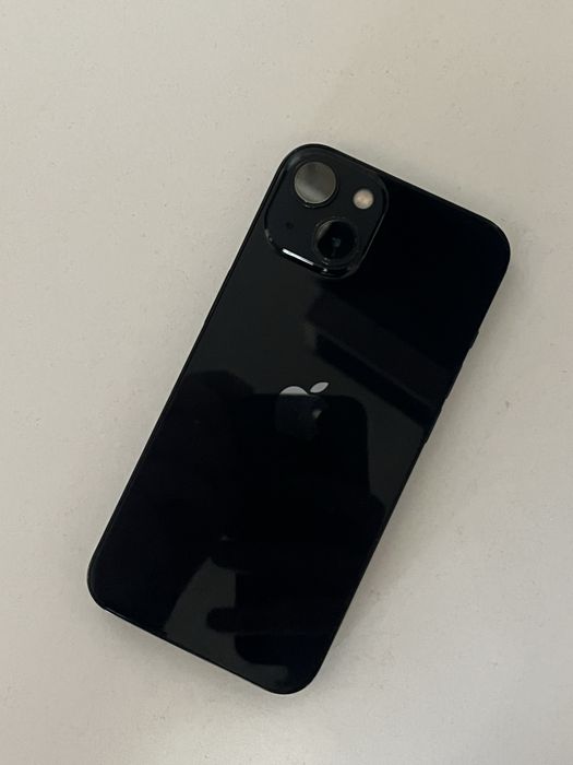 Продам iphone 13