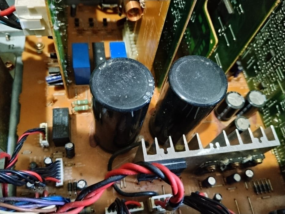 Amplitunere statie Marantz SR5000