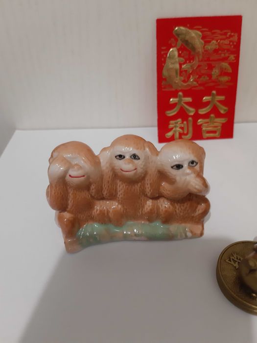 Сувениры статуэтки на Атакенте