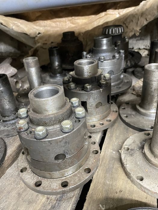 Запчасти на военые мосты УАЗ