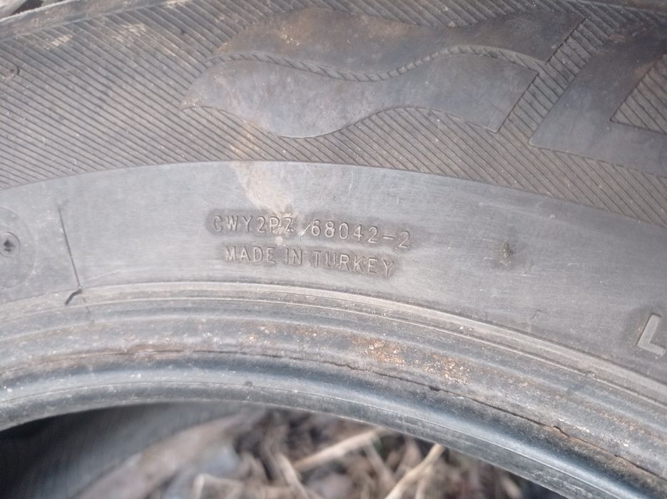 Продам шины lassa