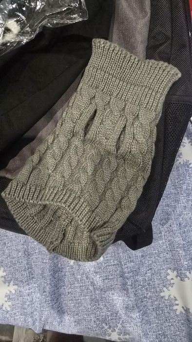 Дрехи за домашни любимци ( за малко куче)