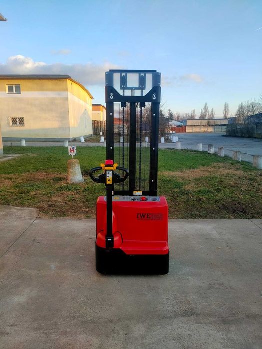 Liza / transpalet electric cu catarg WS15H 1500KG/2000MM