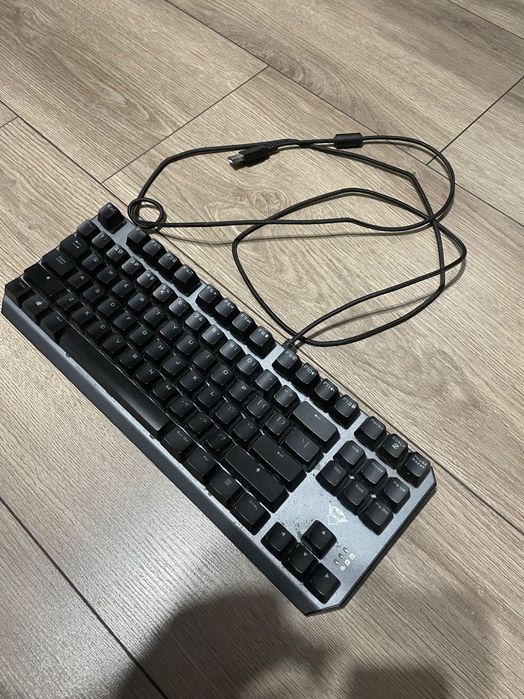 Гейминг клавиатура и Гейминг мишка