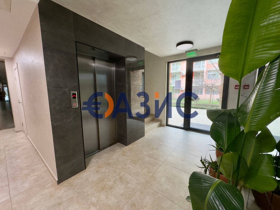 Продава се Двустаен апартамент в к.к. Слънчев бряг - 44 кв.м за 1264 €/кв.м - Снимка #3