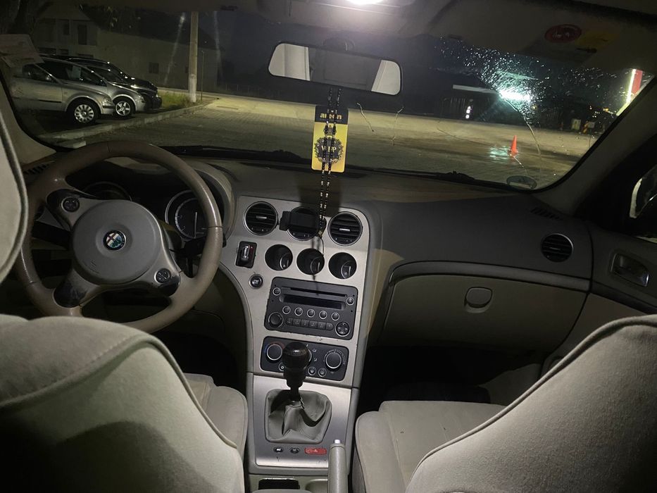 Vand  URGENT Alfa romeo 159