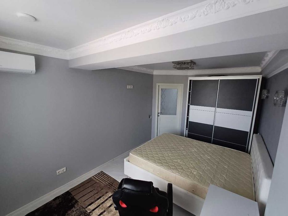 Дава се под наем Двустаен апартамент в София, Дружба 1 - 54 кв.м за 400 € - Снимка #1