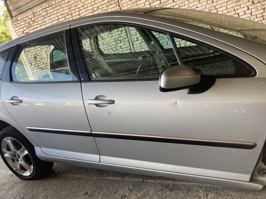 Оборудвани врати за Пежо 407