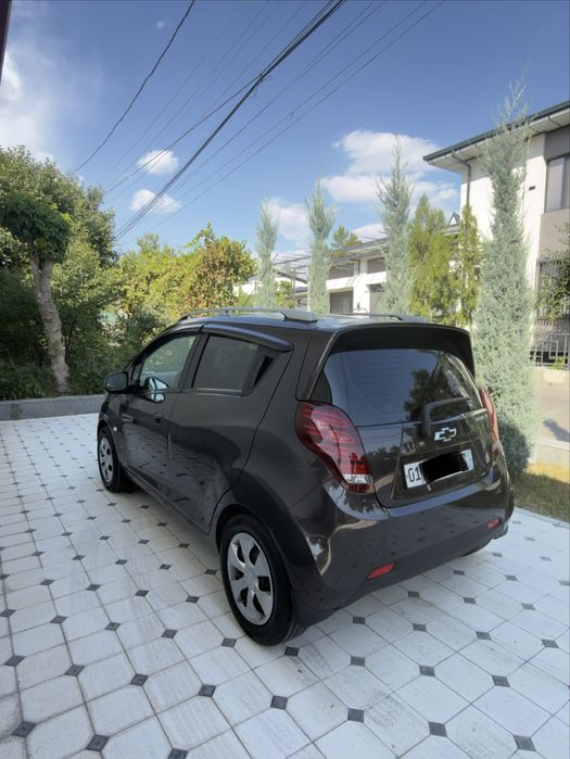 Spark 2pz sotiladi