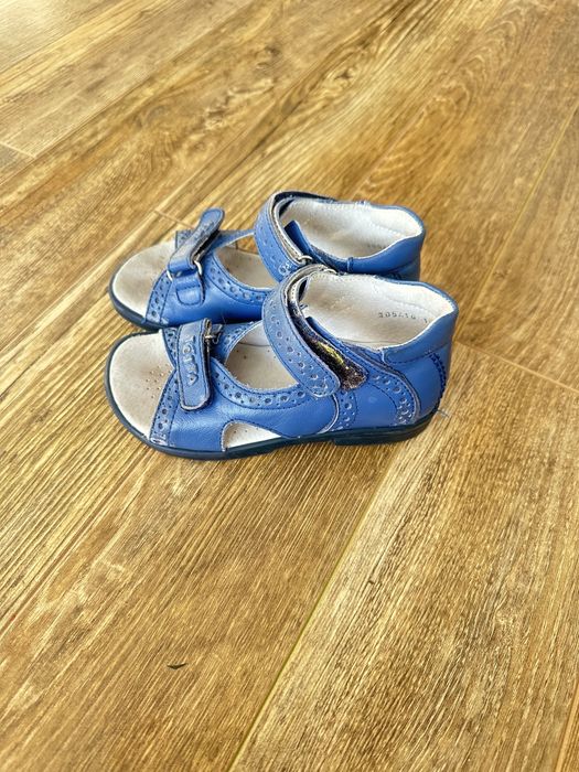 Поодам ортапедические сандали