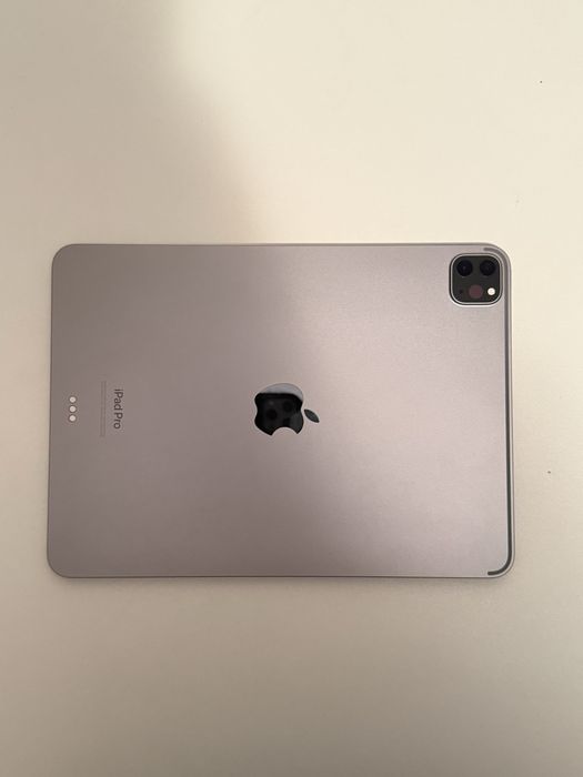iPad Pro 11” (4th Gen, M2) 256GB Wifi + Apple Pencil 2