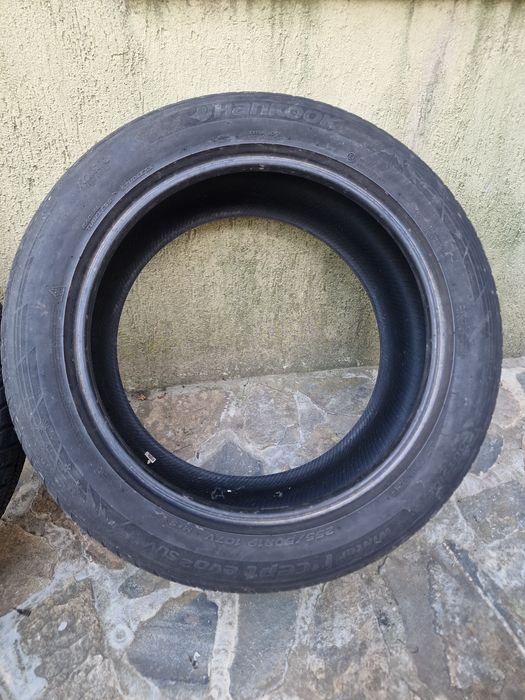Cauciucuri BMW X5  Hankoc, 2 dimensiuni, stare foarte buna