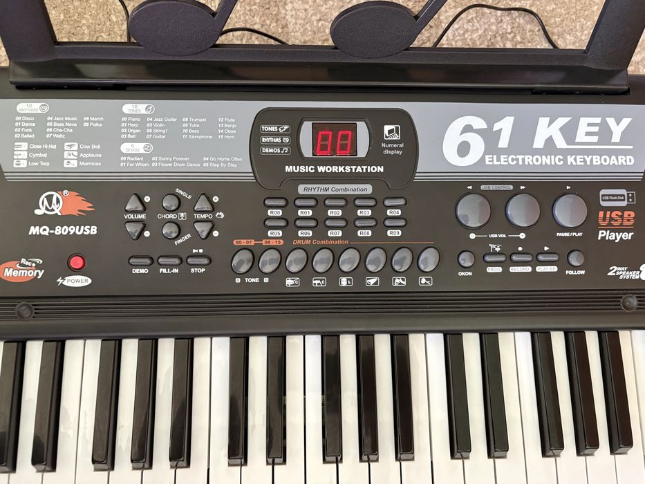 Orga electronica MQ-809USB