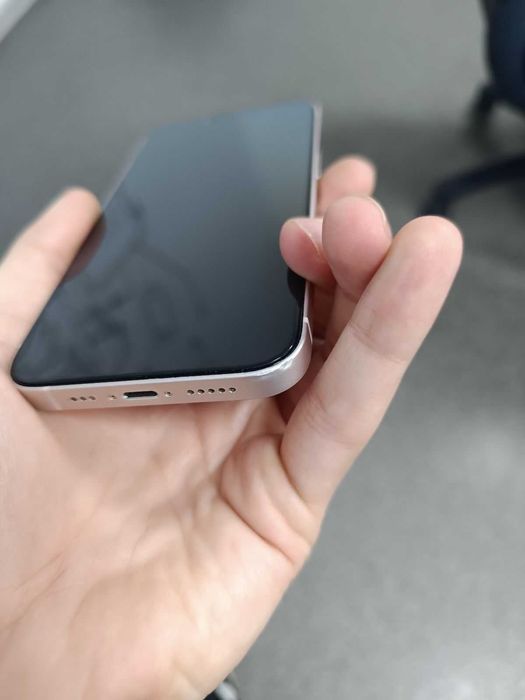 Продам iPhone 13 128gb