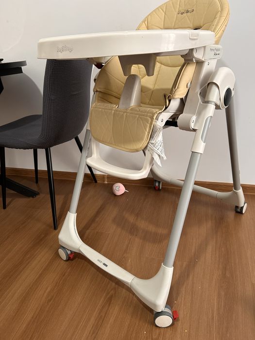 Продам стульчик для кормления