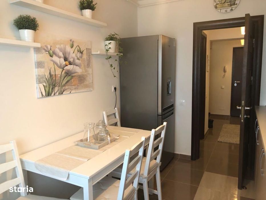 Închiriez 2 camere Craiovei Sc 11 bloc nou de lux