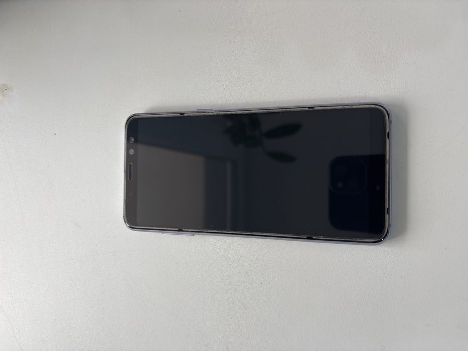 Samsung A8 Б/У в хорошем состояние